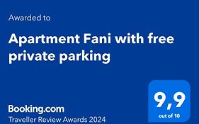 Apartment Fani With Free Private Parking